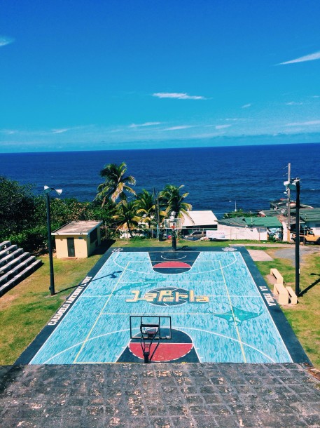 Carmelo Anthony Court in La Perla